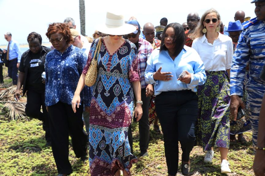 Her Majesty Queen Mathilde and Ms. Marie-Chantal Uwanyiligira, Country Director, World Bank.